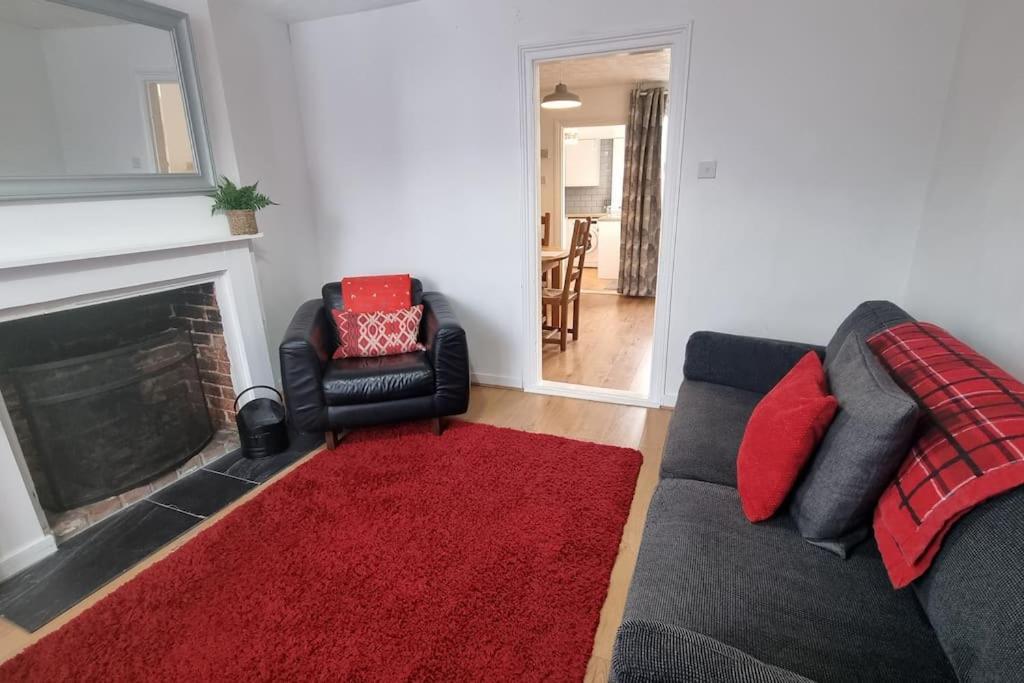 Entire House With Garden & Parking Nr Ashford Int