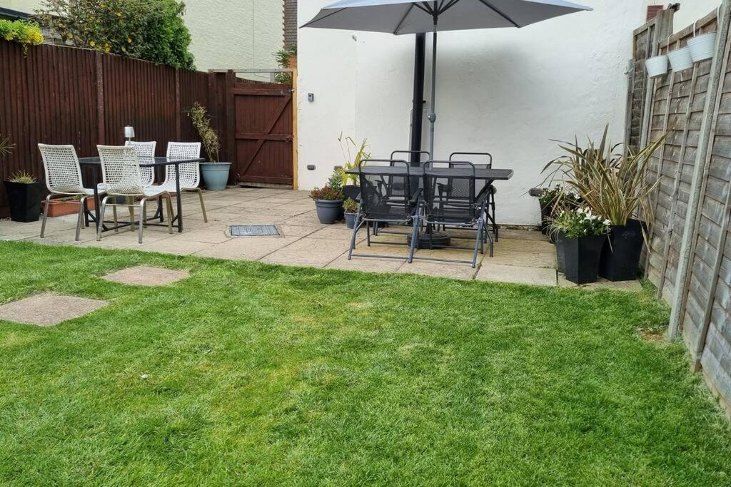 Entire House With Garden & Parking Nr Ashford Int Ashford (Kent)